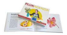 Load image into Gallery viewer, Plukagenda, B. van Doorn, 200 pagina's en 80 recepten, in Dutch
